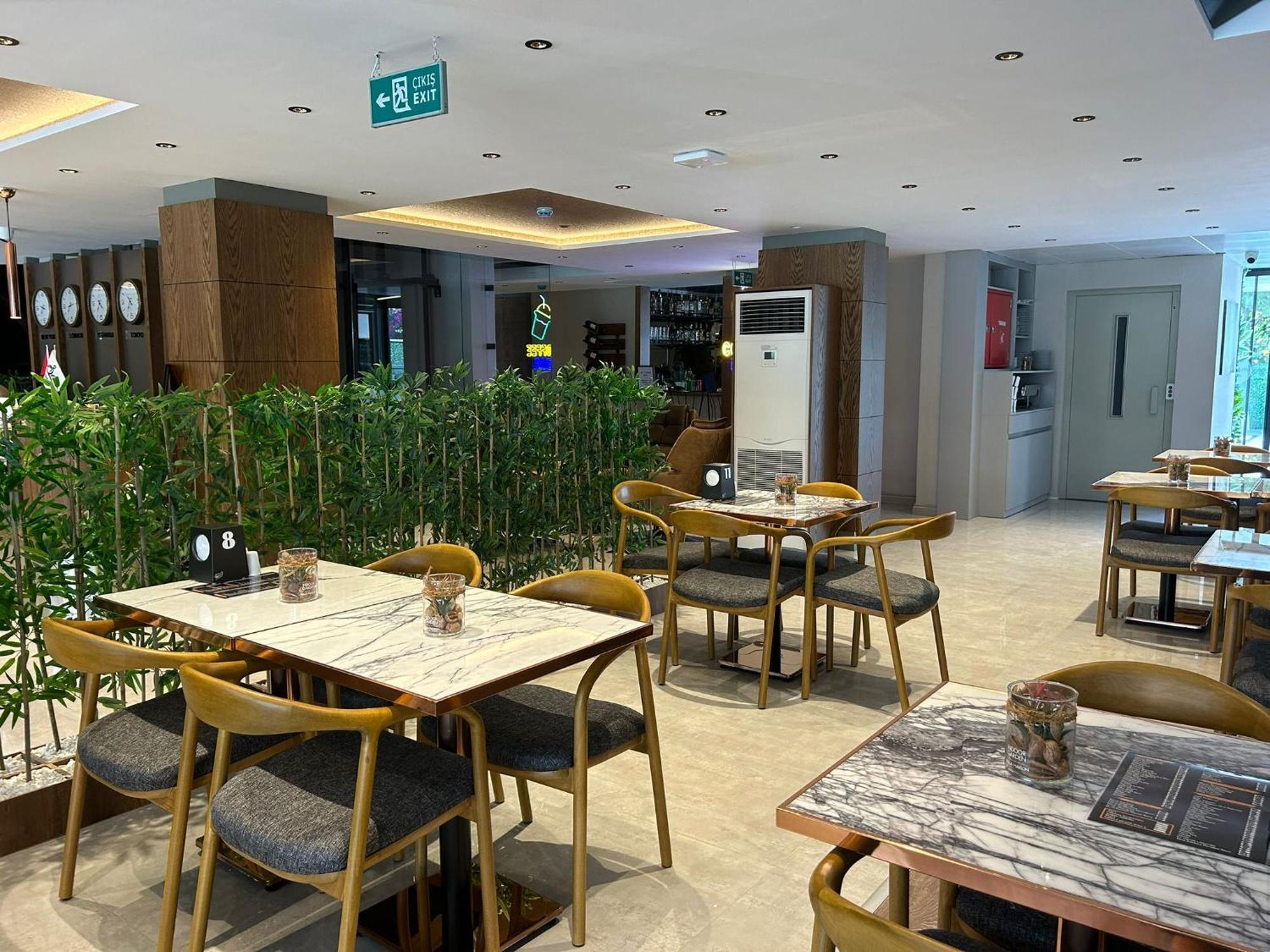 Sam Hotel Анталія Екстер'єр фото